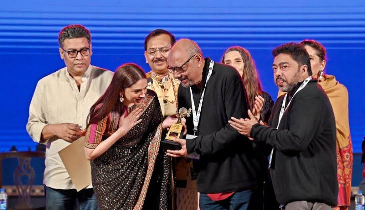 इजरायल की फिल्म 'चिल्ड्रन ऑफ नोबडी' ने 'कोलकाता अंतरराष्ट्रीय फिल्म महोत्सव 2023' (KIFF) में सर्वश्रेष्ठ फिल्म का पुरस्कार जीता है। 