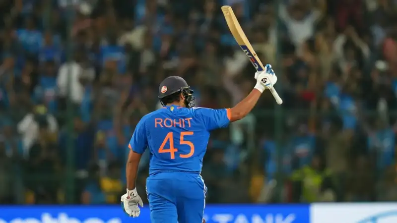 रोहित शर्मा T20 इंटरनेशनल में पांच शतक लगाने वाले पहले खिलाड़ी बन गए