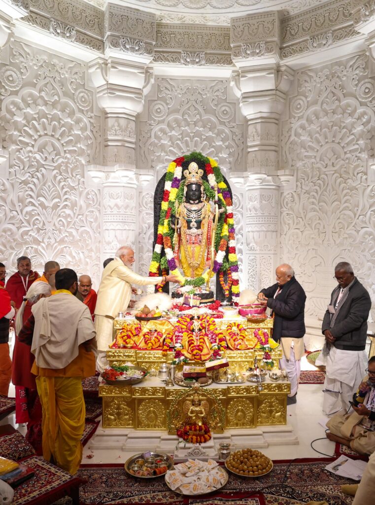 Lord shri ram statue with Pm narendra modi